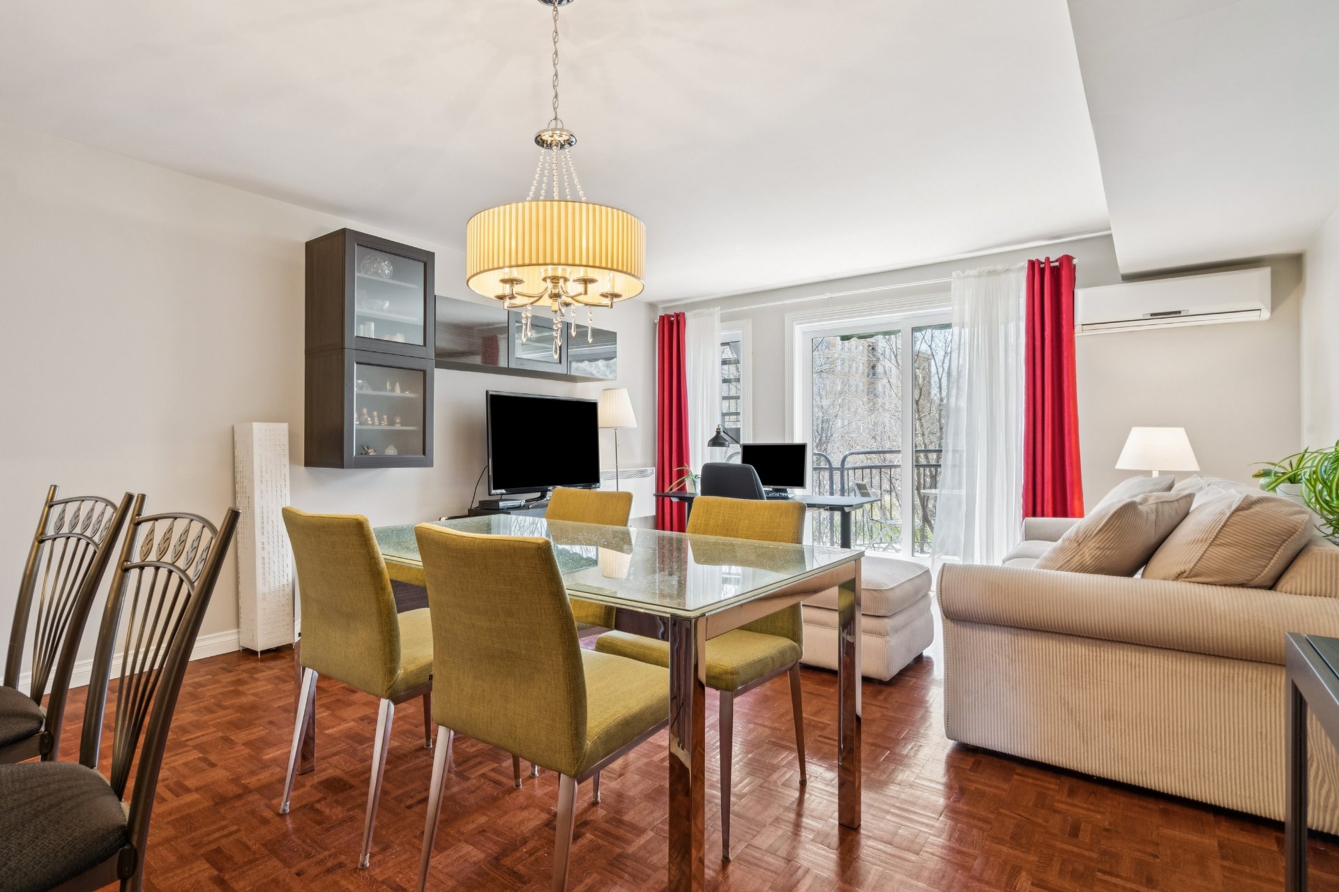 Photo - Salle à manger