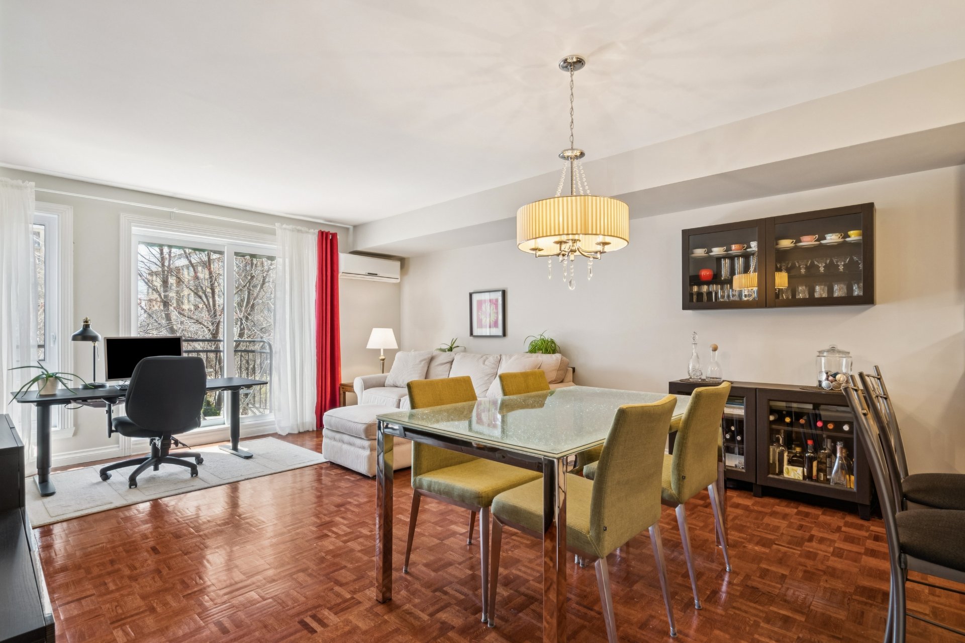 Photo - Salle à manger