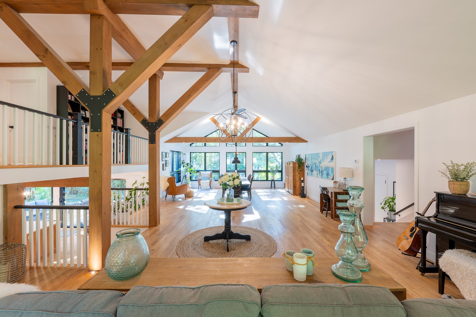 Photo - Family room