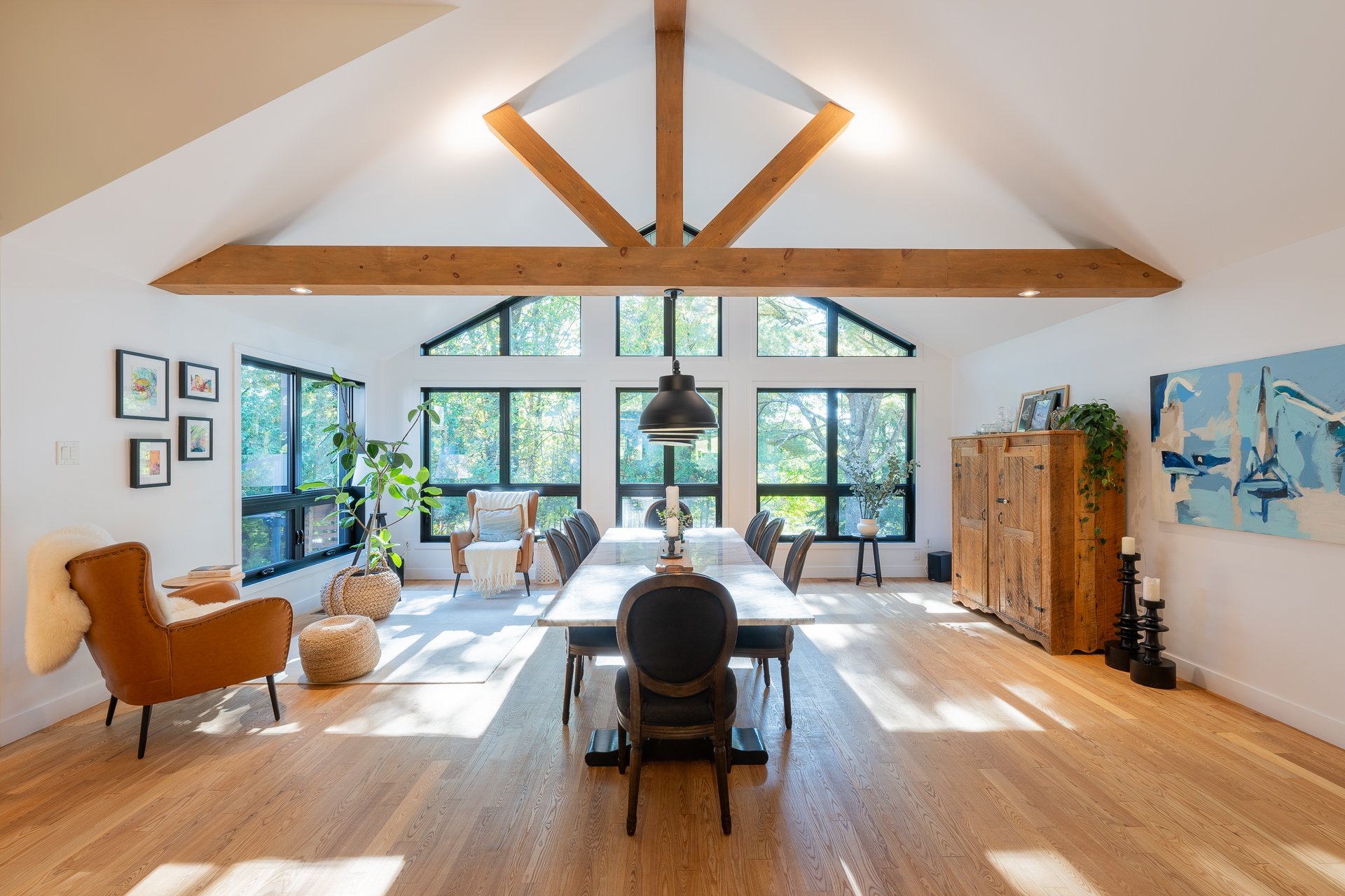 Photo - Dining room
