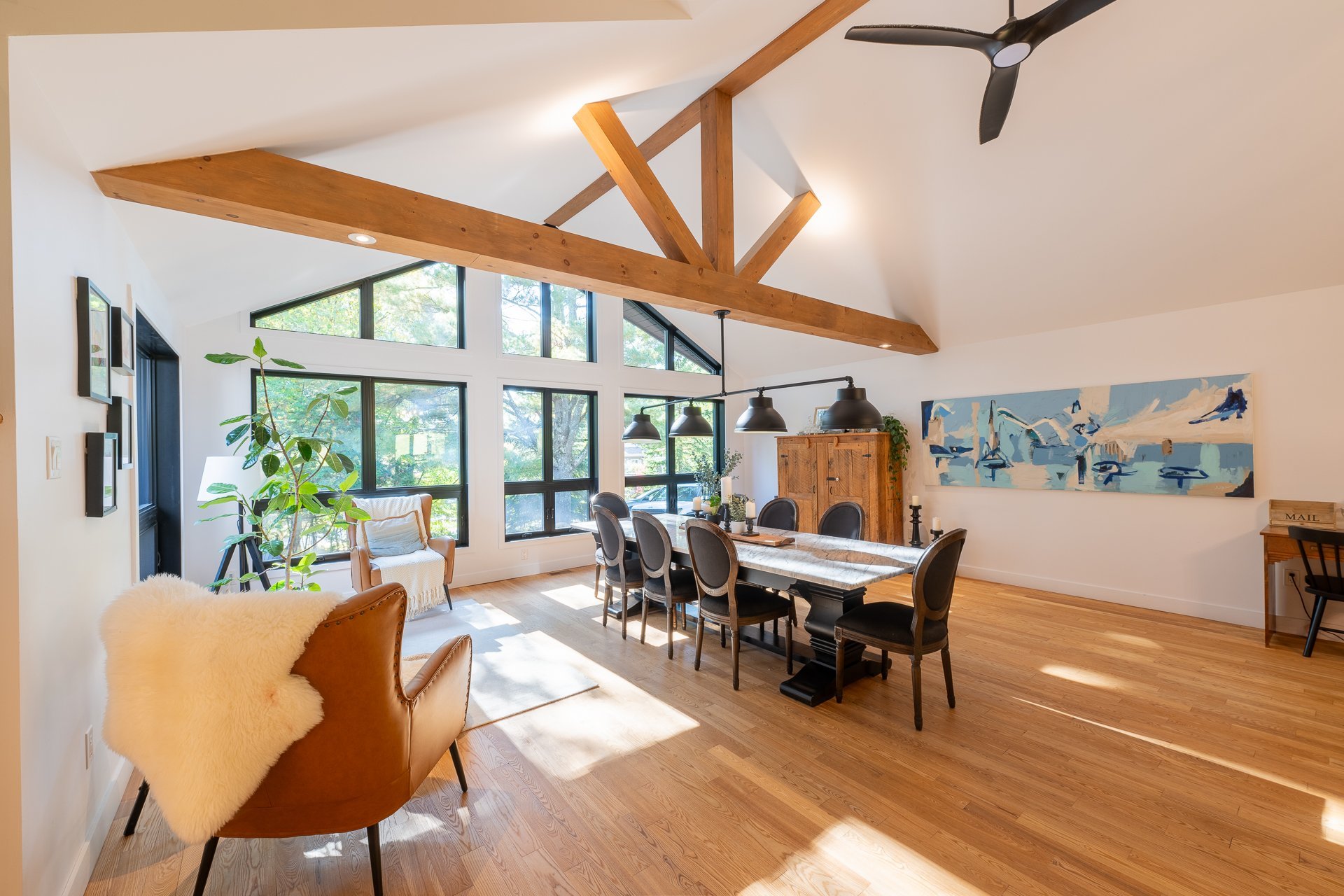 Photo - Dining room