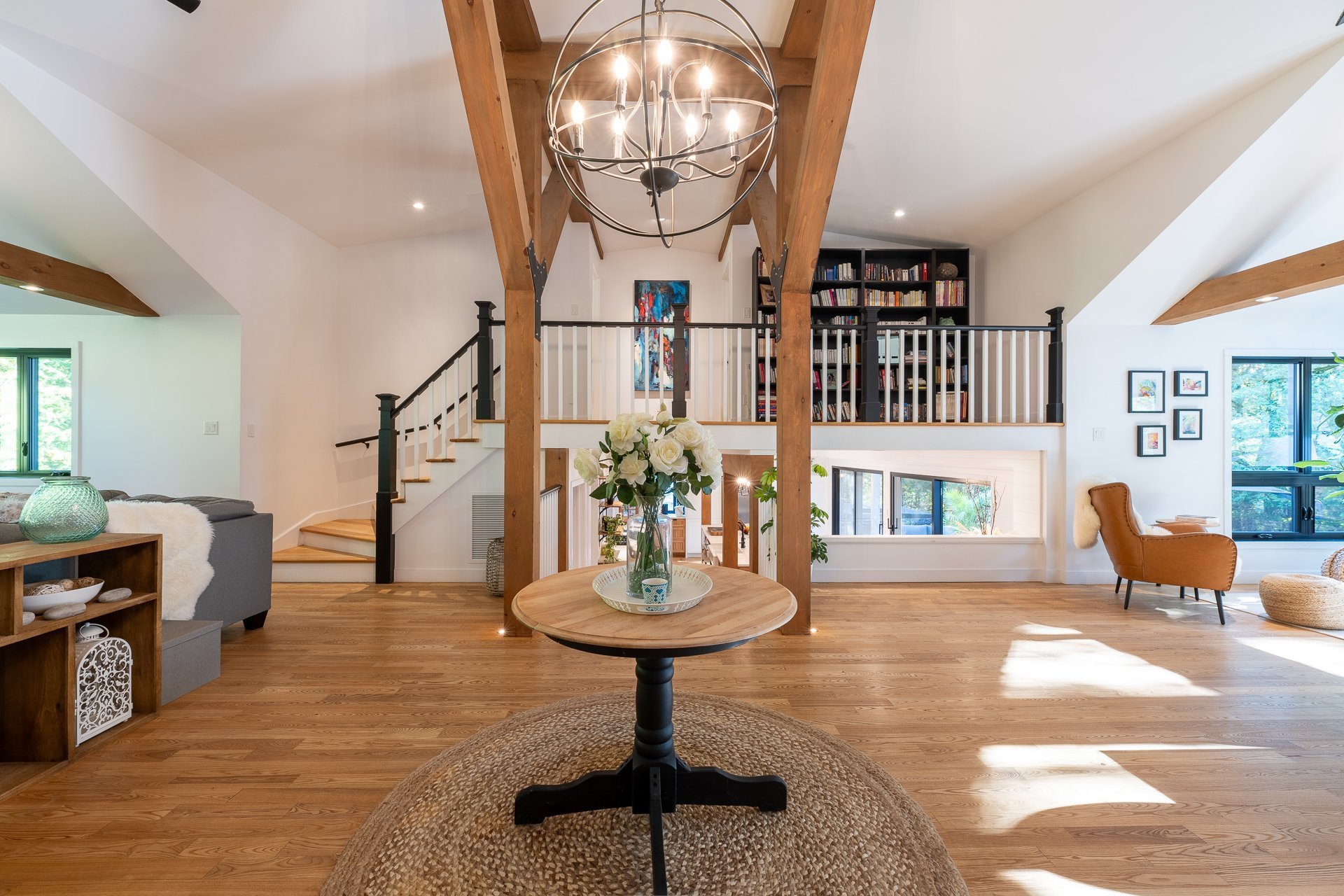 Photo - Family room