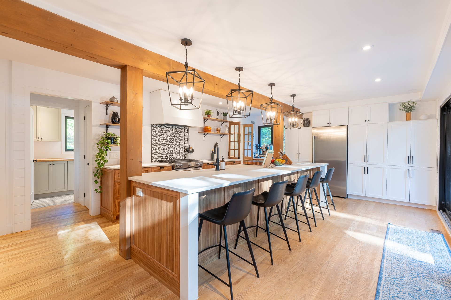 Photo - Kitchen