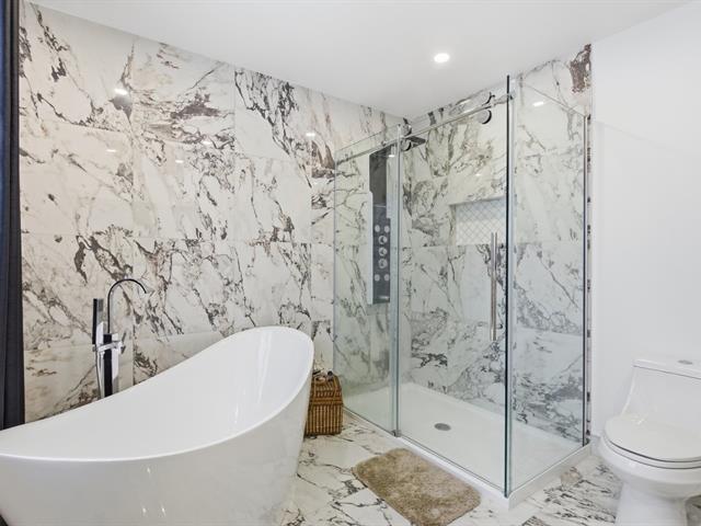 Salle de bains attenante à la CCP