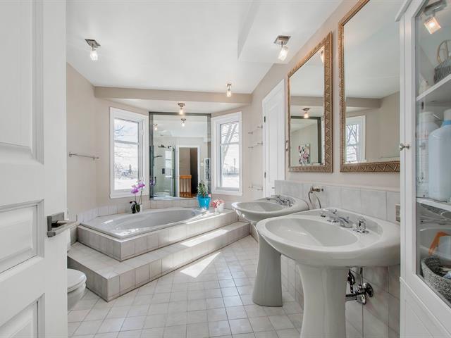 Salle de bains attenante à la CCP