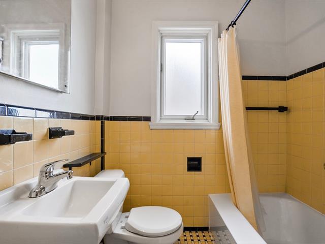 Maison à étages à vendre, Montréal (Ahuntsic-Cartierville)