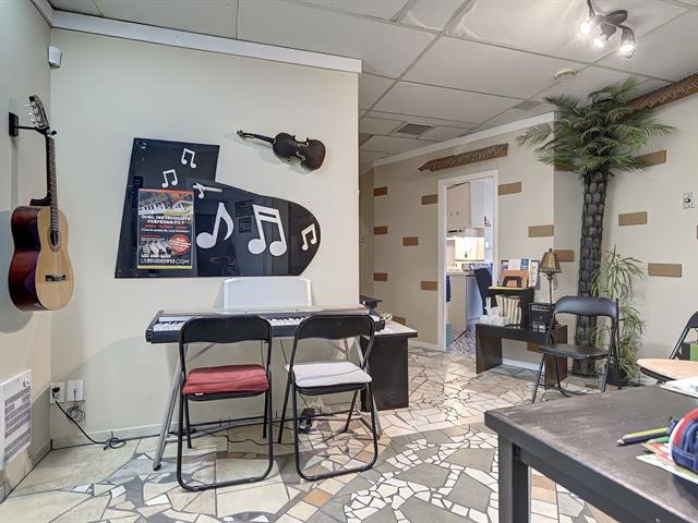 Salon