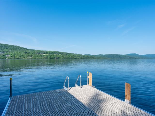 Accès au plan d'eau