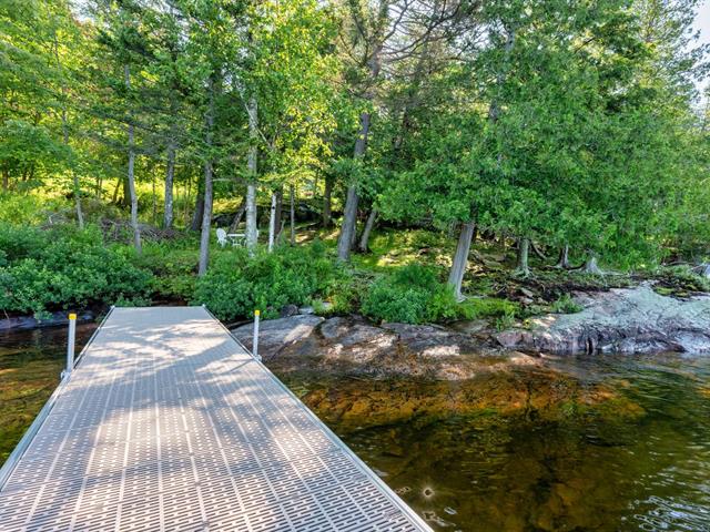 Accès au plan d'eau