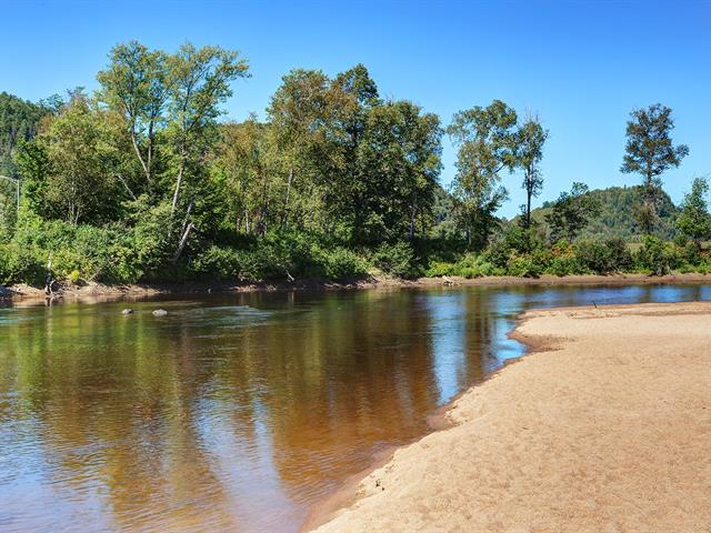 Accès au plan d'eau