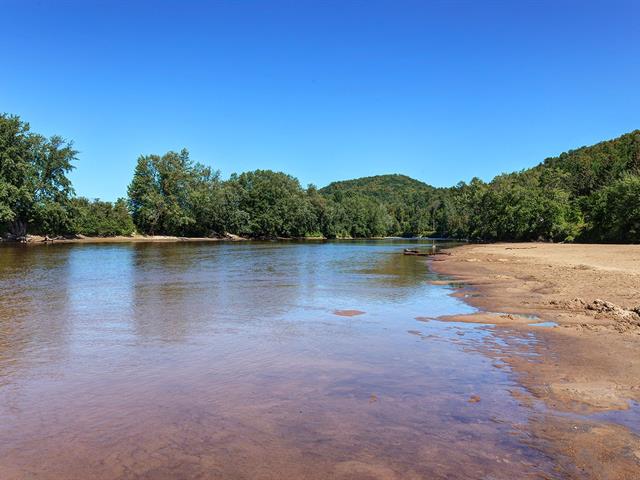 Accès au plan d'eau