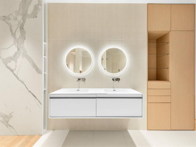 Ensuite bathroom