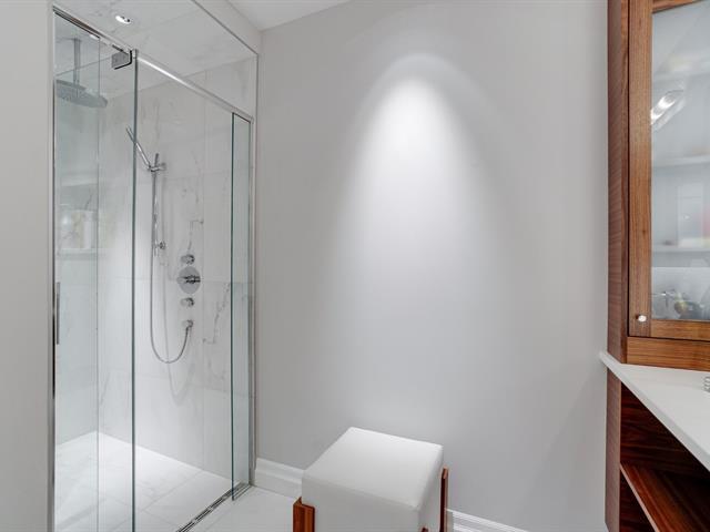 Salle de bains attenante à la CCP