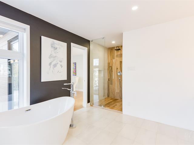 Salle de bains attenante à la CCP