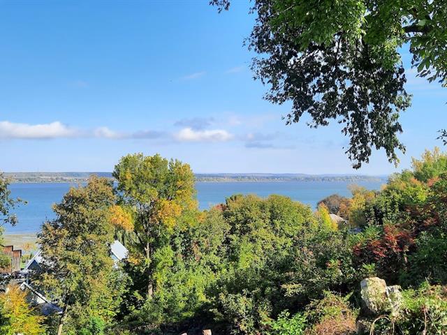 Vue sur l'eau