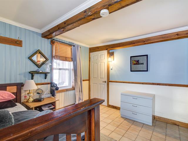Two or more storey for sale, Mercier
