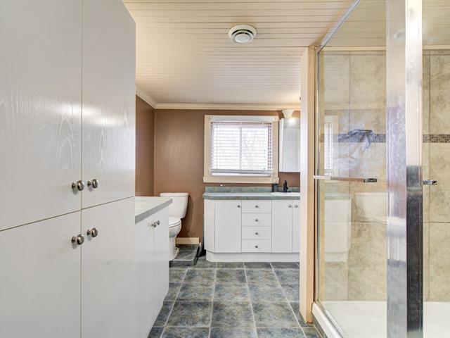 Two or more storey for sale, Mercier