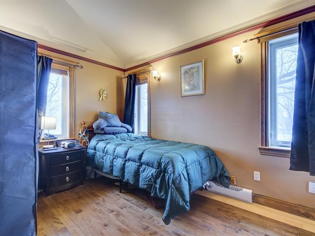 Two or more storey for sale, Mercier