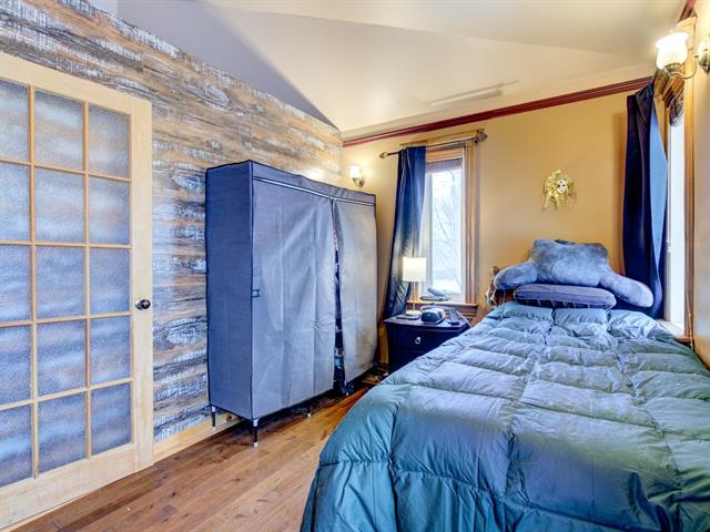 Two or more storey for sale, Mercier