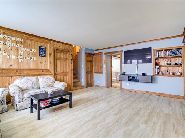 Two or more storey for sale, Mercier