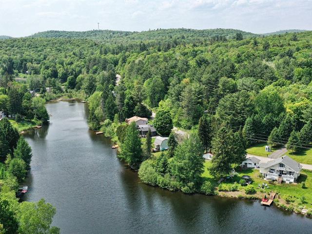 Vue sur l'eau