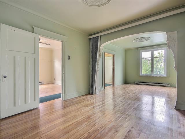 Duplex vendu, Montréal (Ahuntsic-Cartierville)