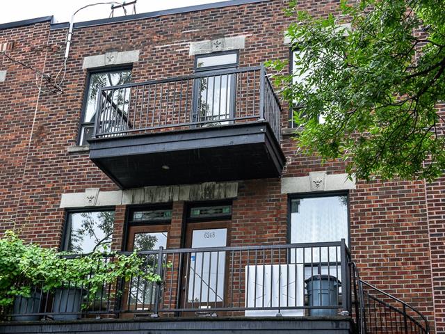 Façade