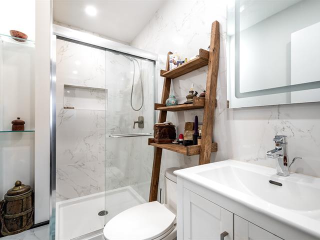 Salle de bains attenante à la CCP