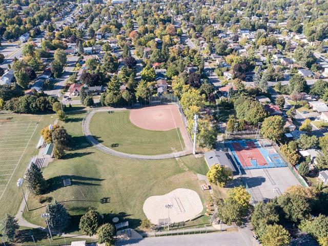 Maison à paliers multiples à vendre, Dollard-des-Ormeaux