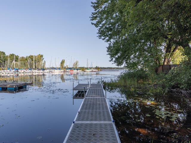 Vue sur l'eau