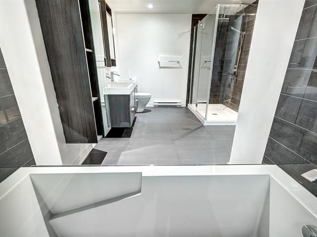 Salle de bains attenante à la CCP