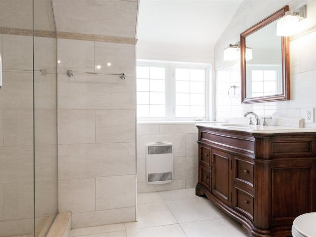 Salle de bains attenante à la CCP