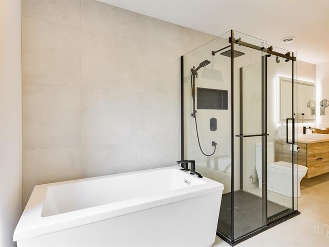 Salle de bains attenante à la CCP