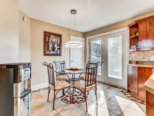 Two or more storey sold, Saint-Philippe