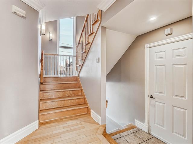 Two or more storey sold, Saint-Philippe