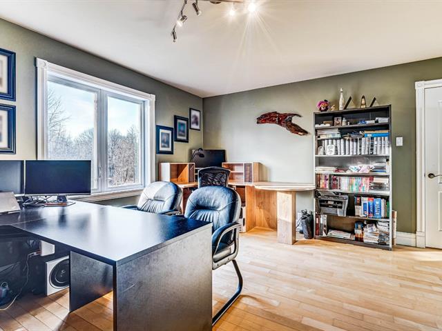Two or more storey sold, Saint-Philippe