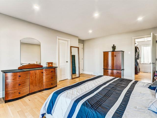 Two or more storey sold, Saint-Philippe