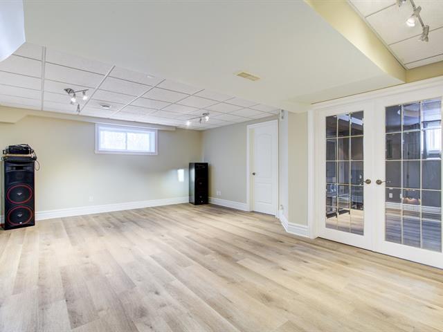 Two or more storey sold, Saint-Philippe