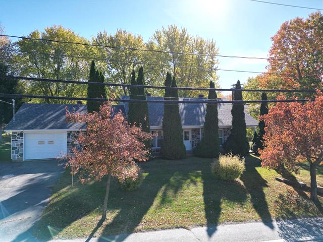 maison à vendre Mont-Saint-Hilaire