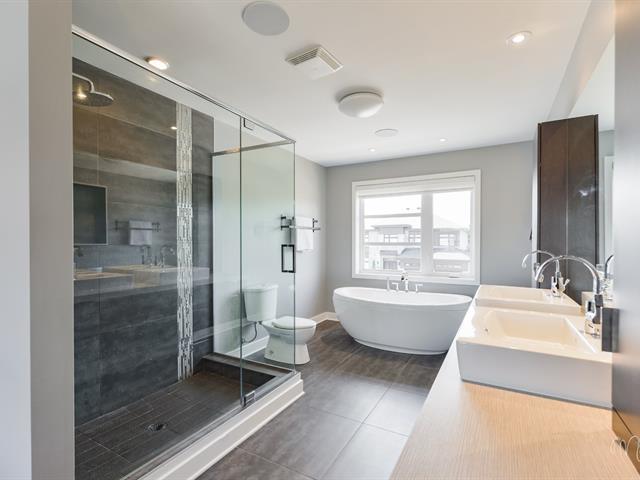 Salle de bains attenante à la CCP