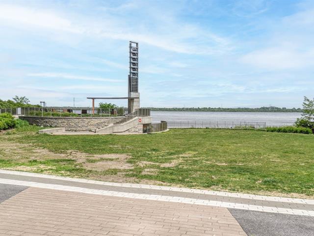 Vue sur l'eau