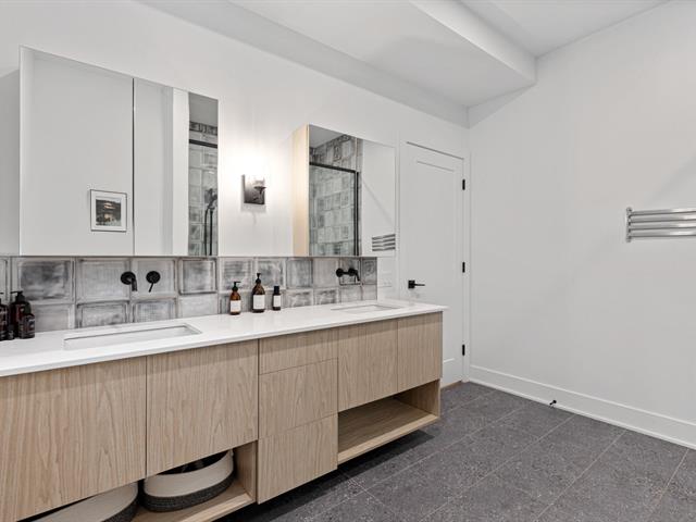 Salle de bains attenante à la CCP