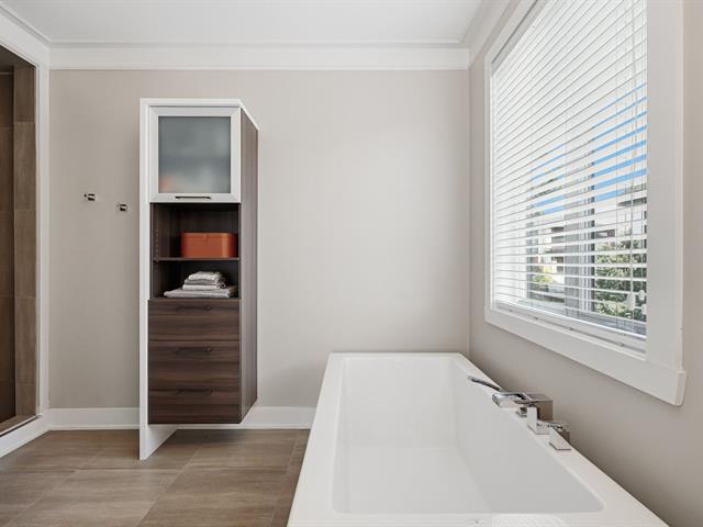 Salle de bains attenante à la CCP