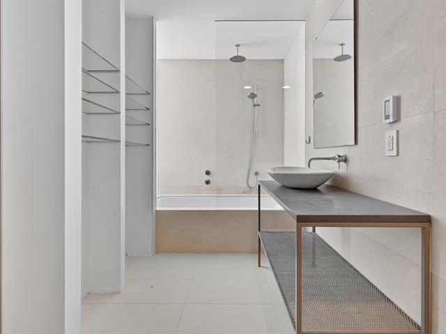 Salle de bains attenante à la CCP