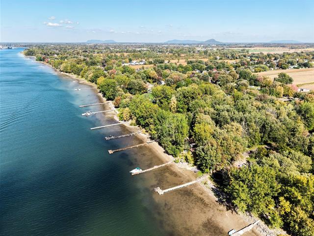 Vue sur l'eau
