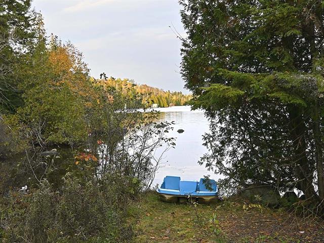 Accès au plan d'eau