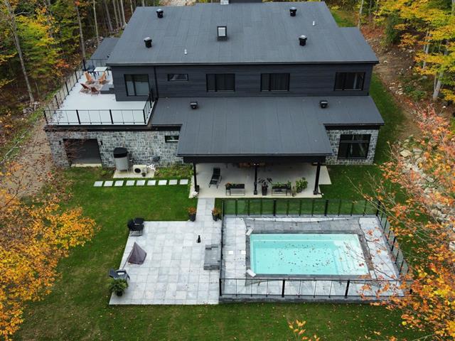 Maison à étages à vendre, Magog
