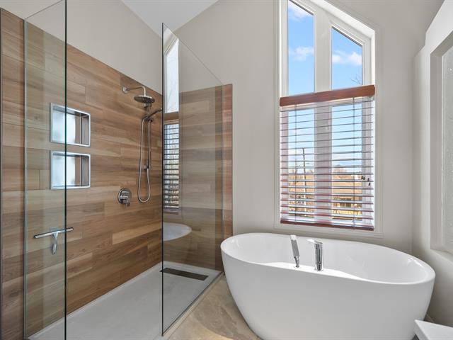 Salle de bains attenante à la CCP