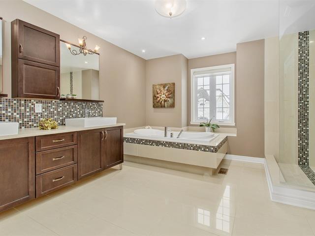 Salle de bains attenante à la CCP