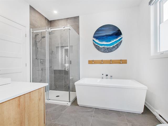 Salle de bains attenante à la CCP